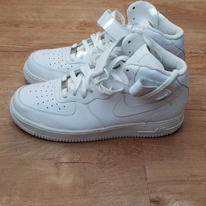 5 years old Air Force 1 sneakers